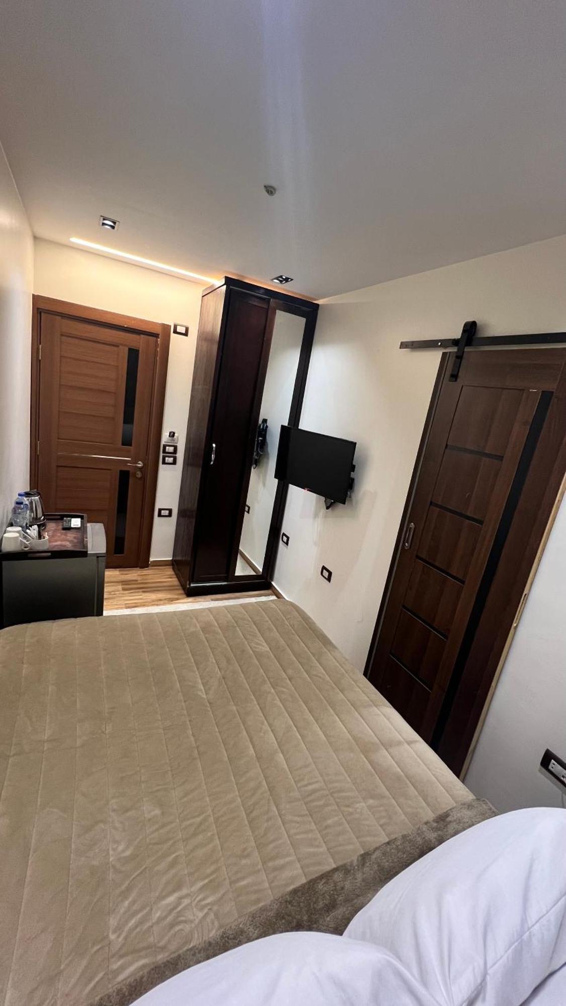 White Pyramids Inn Nazlat as Sammān Zewnętrze zdjęcie